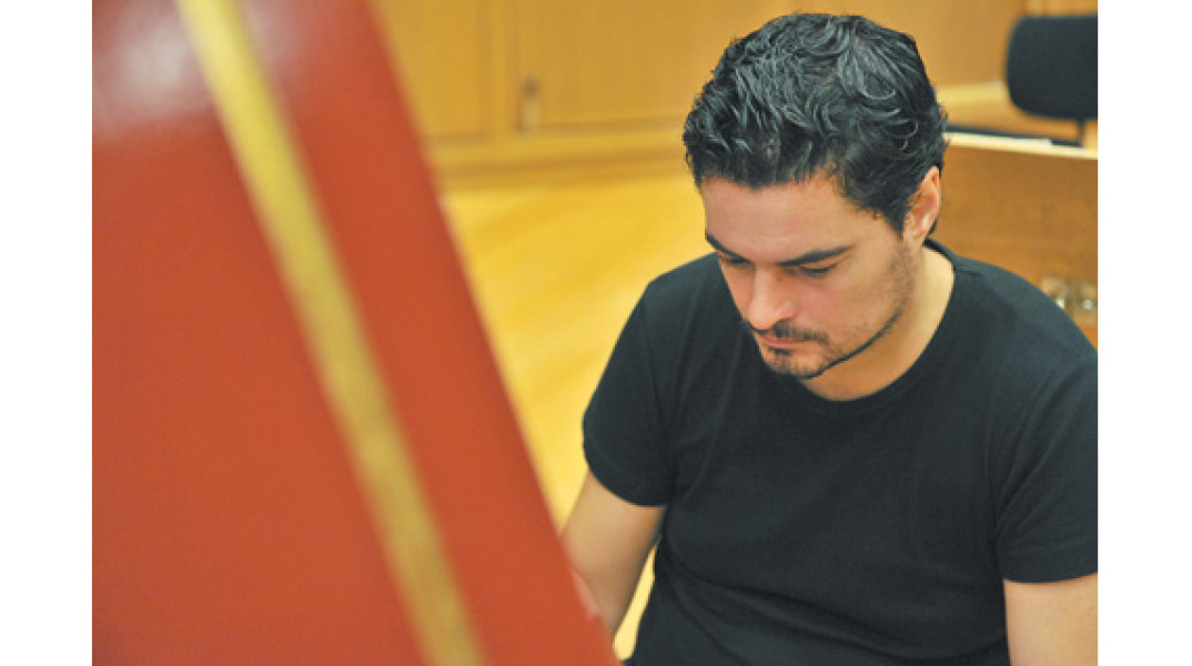 Γιώργος Πέτρου