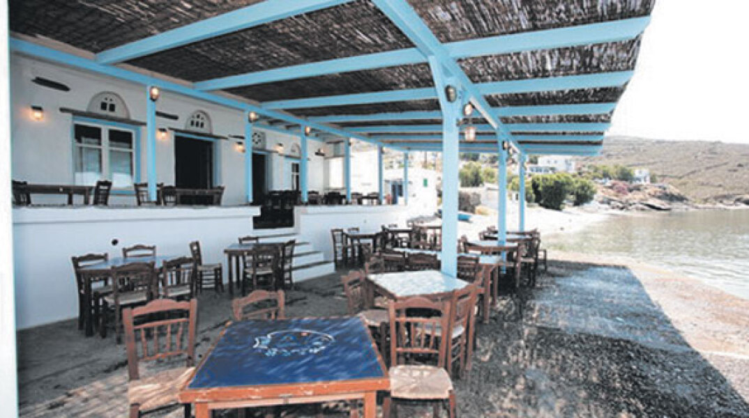 Θαλασσάκι, ταβέρνα με όλες της Τήνου τις νοστιμιές