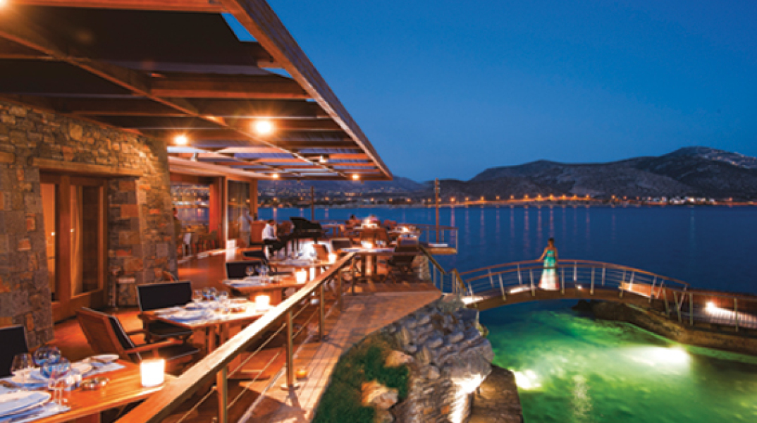 Grand Resort Lagonissi 