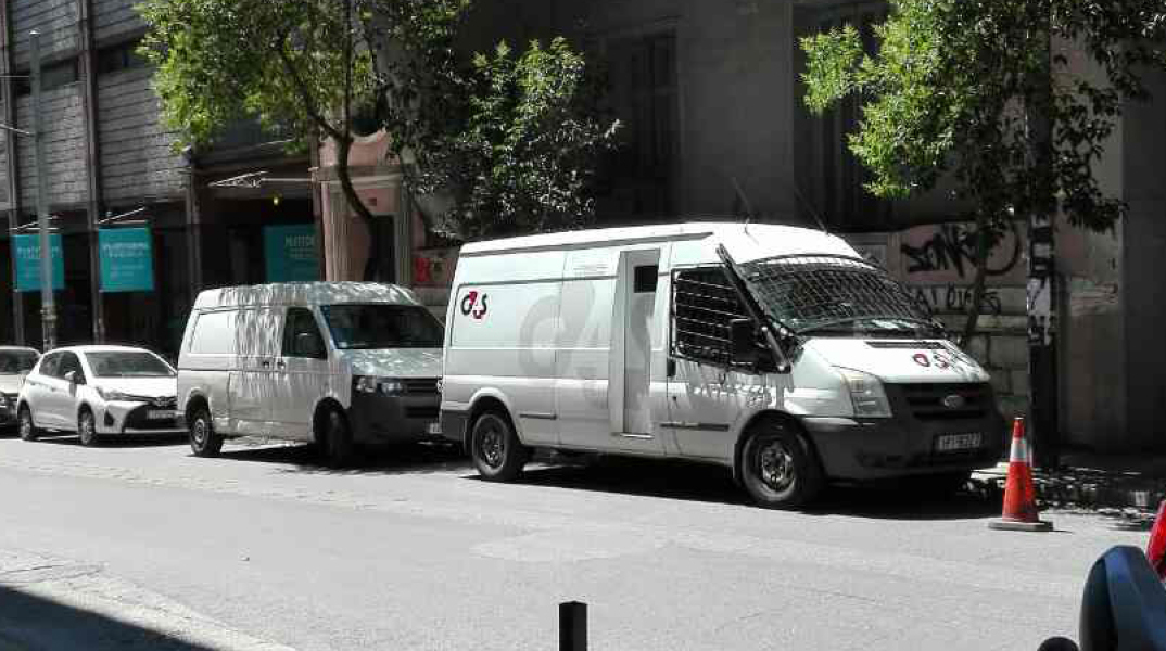 355061-736093.jpg