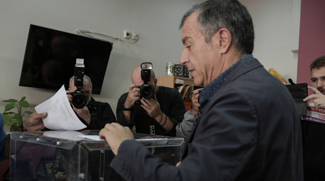 Επιστολή από 59 μέλη του Ποταμιού που ζητούν «συνέδριο τώρα»