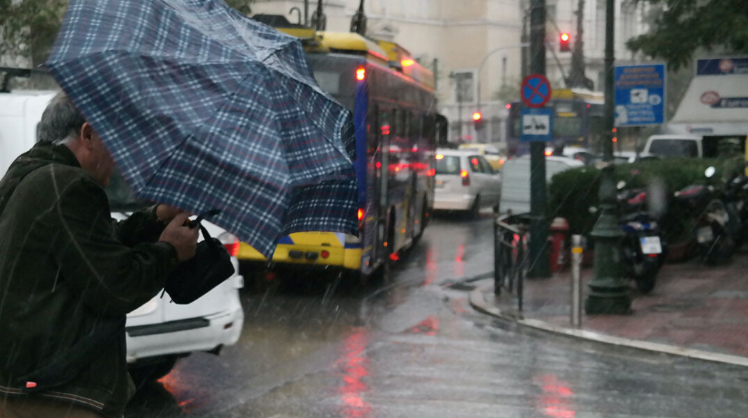 Βροχή στην Αθήνα