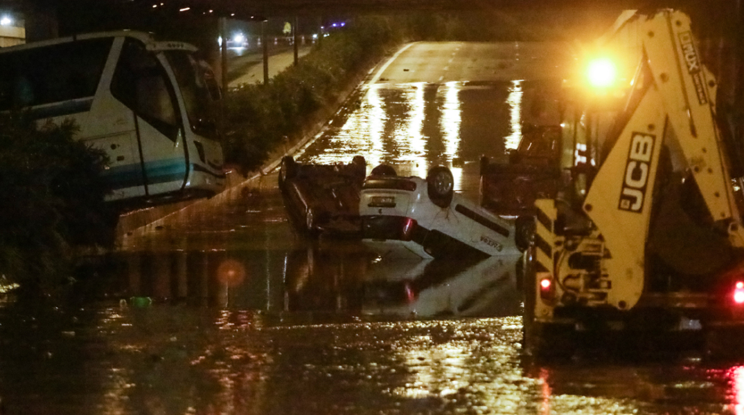 θεομηνία, Μάνδρα, Νέα Πέραμος