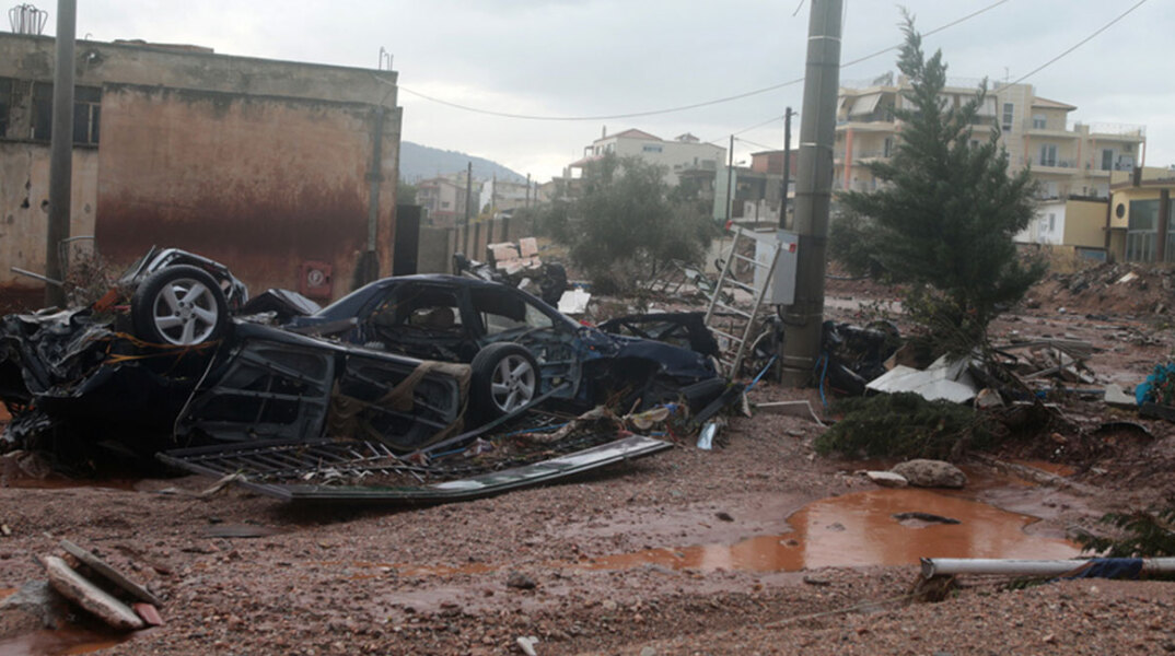 Πλημμύρες στη Μάνδρα