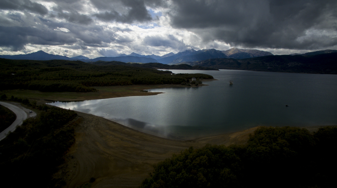 Ο καιρός σήμερα: Συνεχίζεται η κακοκαιρία