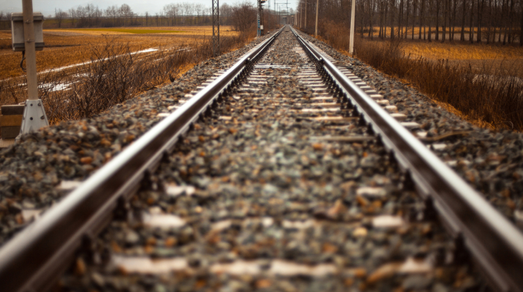 ράγες, τραίνο