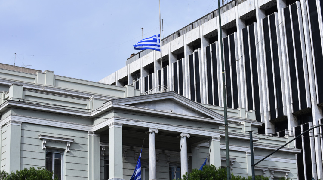 Καταγγελία: Αποκλεισμός ΑμεΑ από προκήρυξη του υπουργείο Εξωτερικών