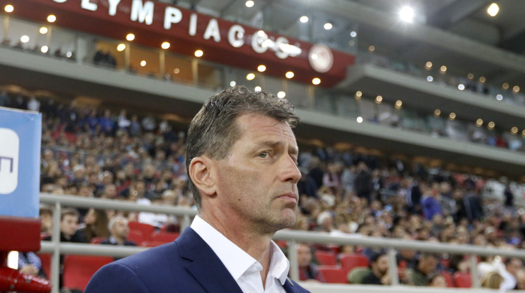 Μένει ο Σκίμπε, «φεύγει» το Καραϊσκάκη