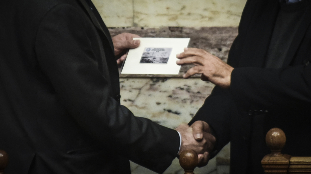 ΚΡΑΤΙΚΟΣ ΠΡΟΥΠΟΛΟΓΙΣΜΟΣ ΓΙΩΡΓΟΣ ΧΟΥΛΙΑΡΑΚΗΣ ΒΟΥΛΗ ΠΑΡΑΔΟΣΗ ΝΙΚΟΣ ΒΟΥΤΣΗΣ