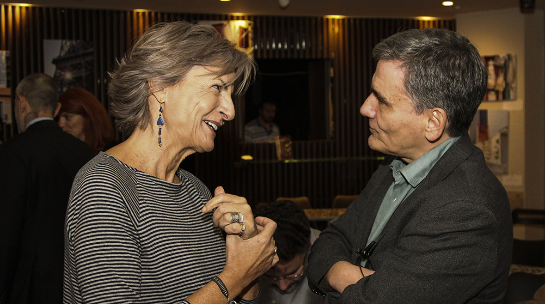 Παρουσίαση τοιυ βιβλίου της Αντιγόνης Λυμπεράκη, "Οι γυναίκες στην οικονομία", με καλεσμένο της, τον Ευκλείδη Τσακαλώτο