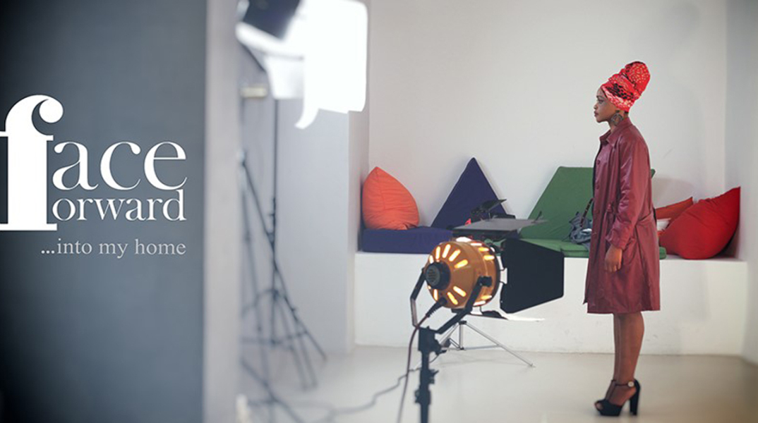 Είκοσι πρόσφυγες που ζουν στην Αθήνα, καταγράφουν την προσωπική τους ιστορία, στο πλαίσιο έκθεσης στο ΕΜΣΤ