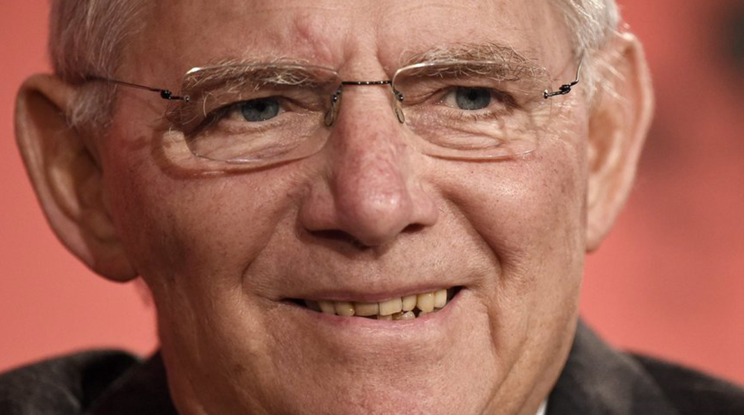 Σόιμπλε προς Γερμανούς βουλευτές: Όχι Τwitter και φωτογραφίες στη Βουλή