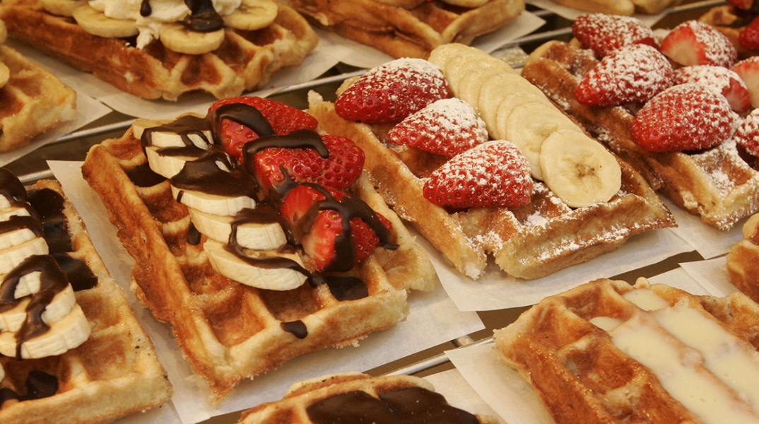 Μαύρος καπνός βάφλας πνίγει τις Βρυξέλλες 