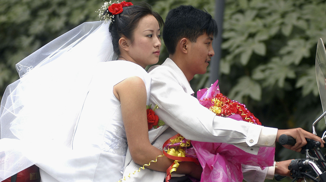 Πεθερά αυτοκτόνησε γιατί η μέλλουσα νύφη της παραήταν… κοντή 