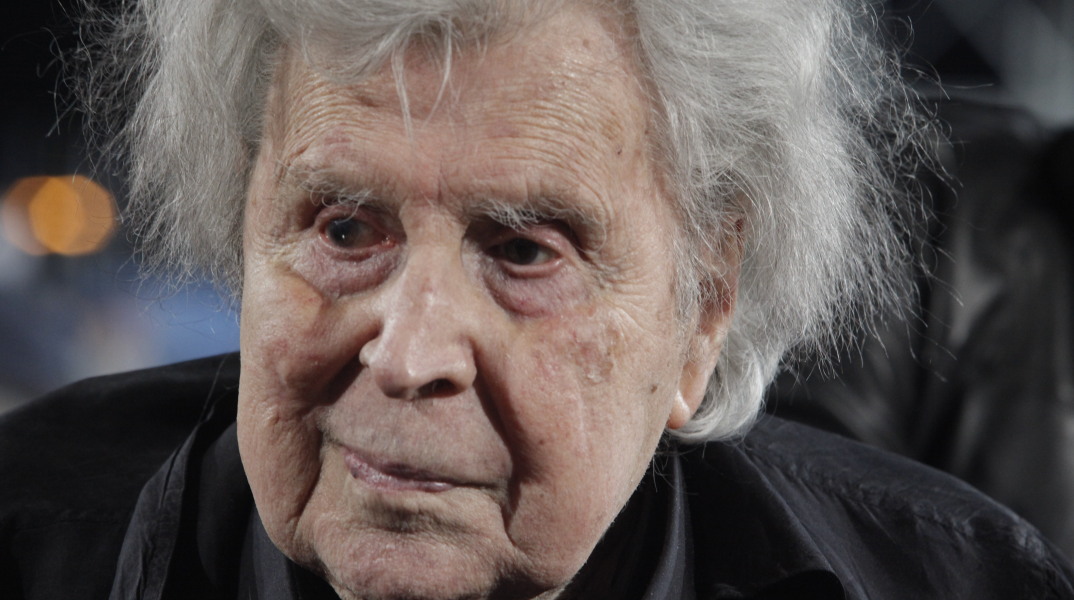 Απεχθής ενέργεια η πώληση όπλων στη Σ. Αραβία, λέει ο Μίκης Θεοδωράκης 