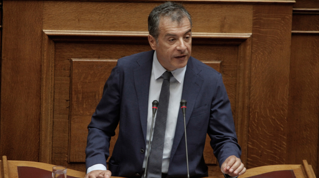 Σταύρος Θεοδωράκης, Αλέξανδρος Γρηγορόπουλος