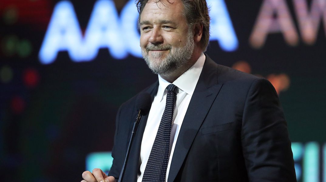 gettyimages-crowe.jpg