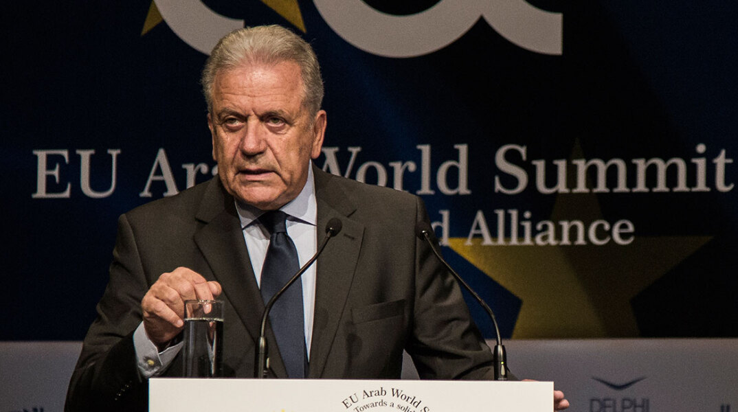 Δημήτρης Αβραμόπουλος