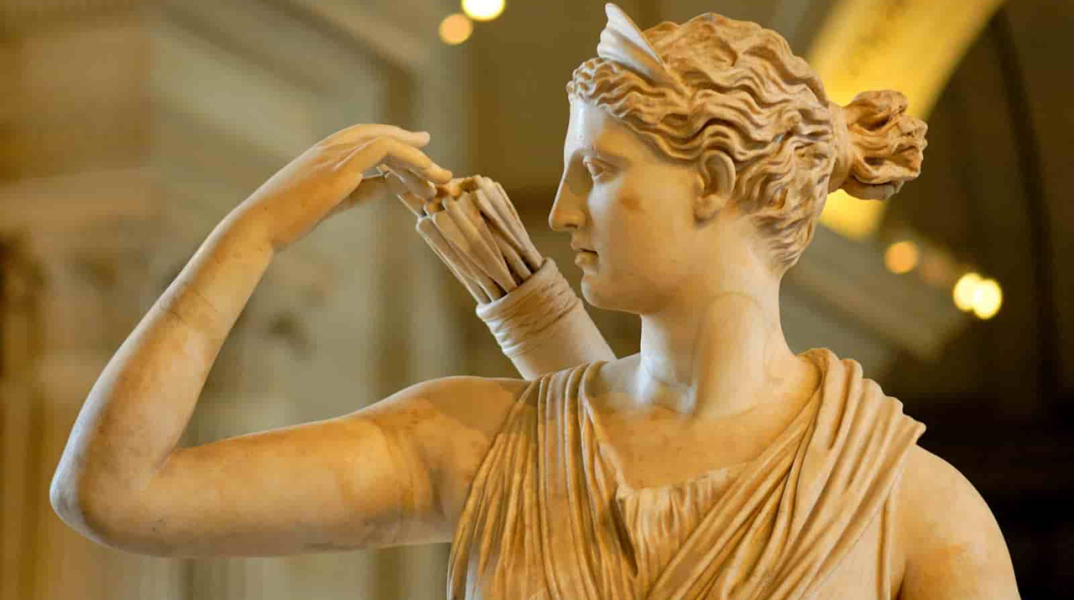 zod-05-diana-artemis-of-versailles-louvre1-min.jpg