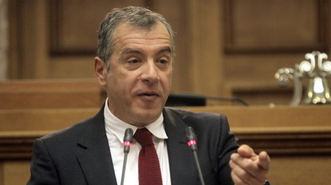 theodorakis2342.jpg