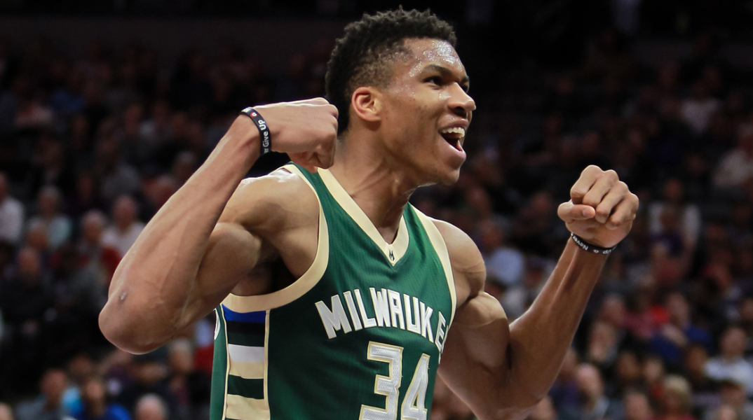 giannis2342.jpg