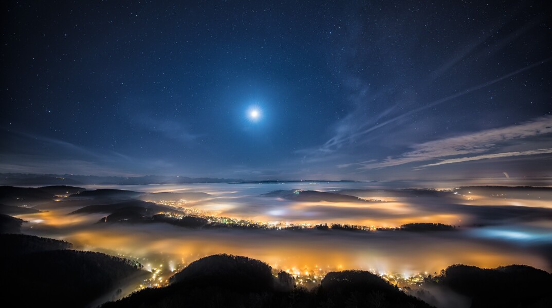 night-sky-3840x2400-night-city-earth-sky-stars-clouds-light-height-421.jpg