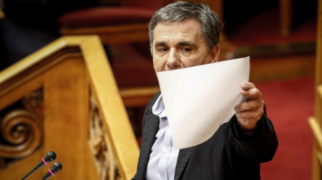 tsakalotos2342.jpg