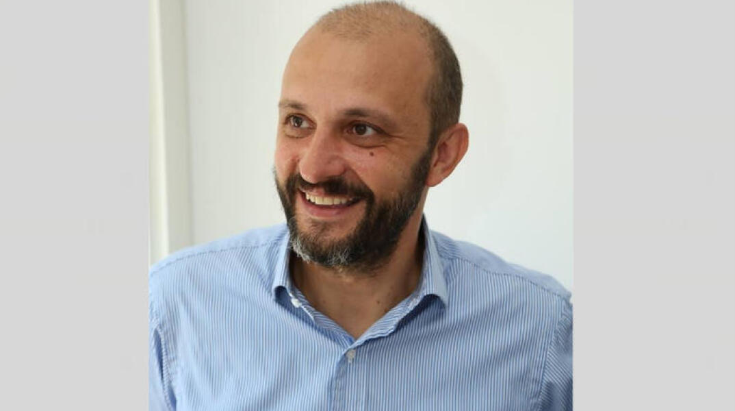 «Έφυγε» σε ηλικία 48 ετών ο δημοσιογράφος Νίκος Τσίτσας 