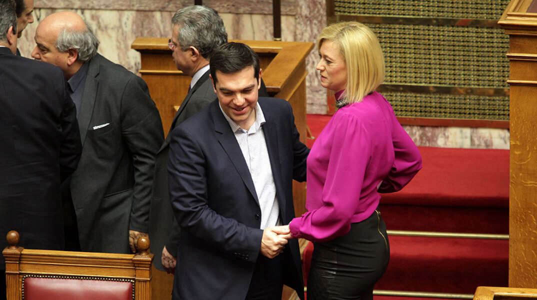 tsipras-raxil-makri.jpg