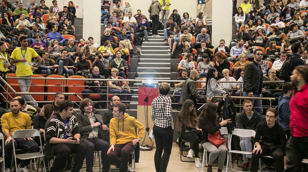 Διαγωνισμός Famelab: Μπορείς να εξηγήσεις την επιστήμη σου σε 3 λεπτά; 