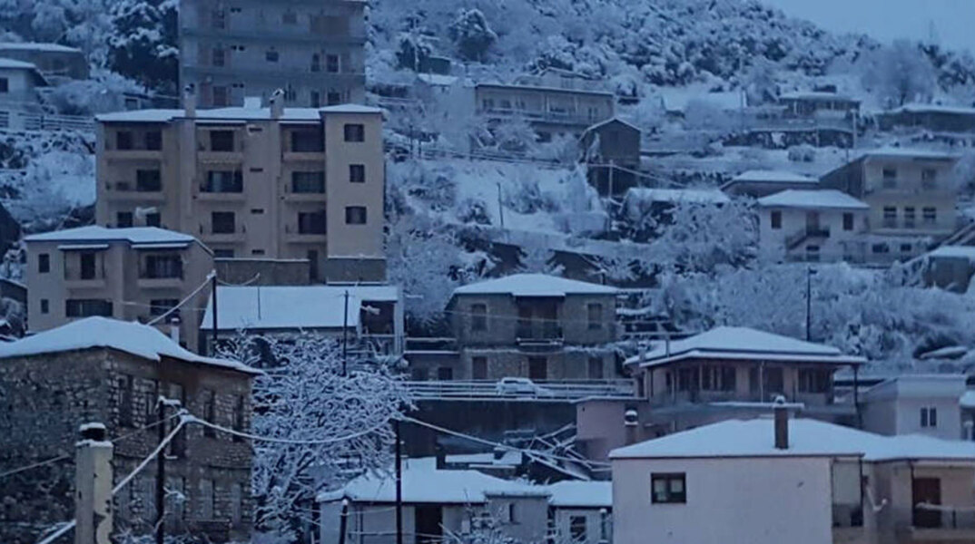 Χιόνια στο Καρπενήσι