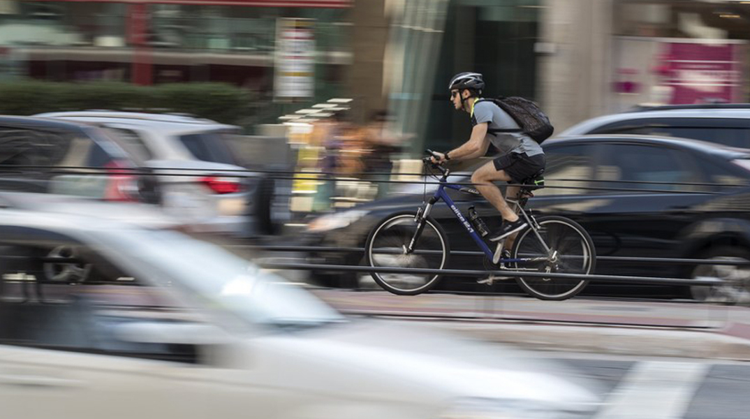 sao-paolo-cyclist.jpg