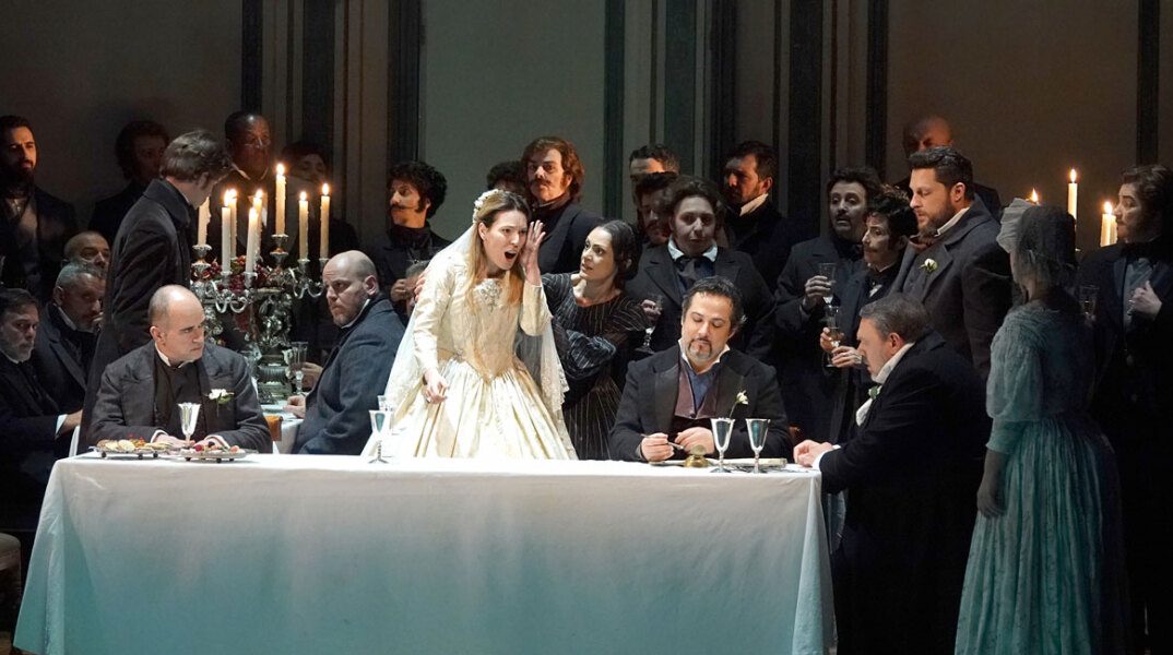 «Λουτσία ντι Λαμμερμούρ» του Γκαετάνο Ντονιτσέττι, σε σκηνοθεσία Κέιτι Μίτσελ στην ΕΛΣ