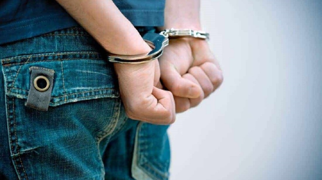 Πάτρα: Συνελήφθη 50χρονος που αποπειράθηκε να βιάσει γυναίκα και επιτέθηκε στους αστυνομικούς
