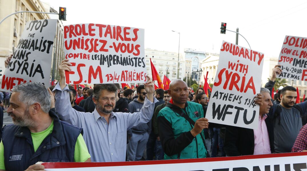 Συγκεντρώσεις στο Σύνταγμα και στην αμερικανική πρεσβεία για τη Συρία