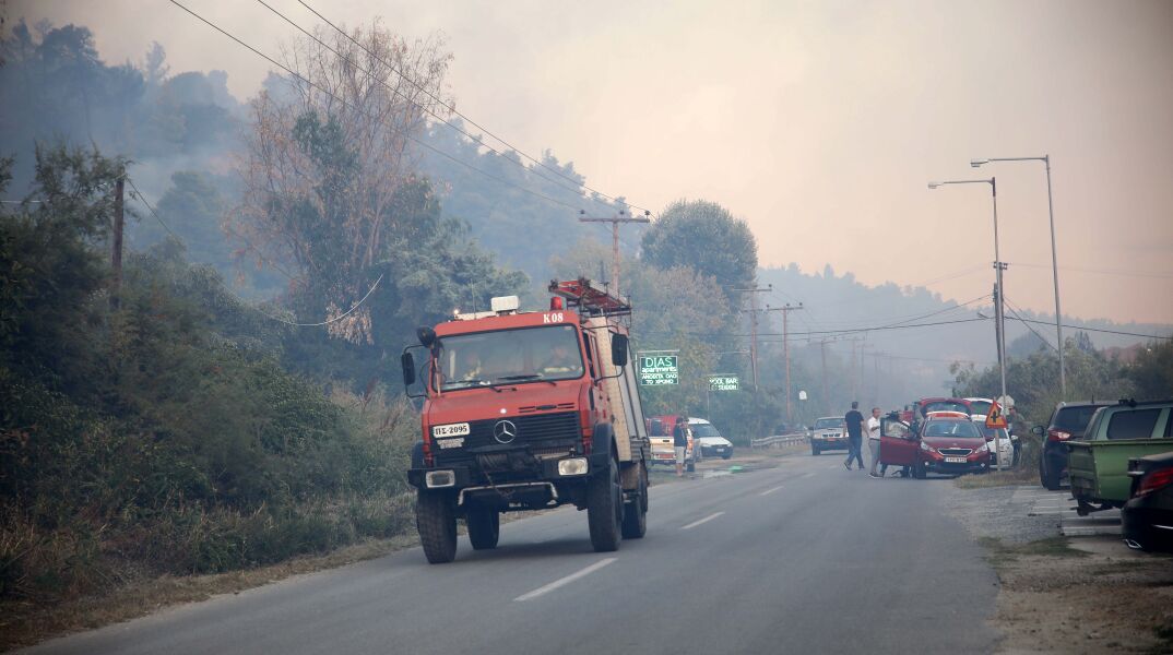 Φωτιά κοντά στη Φρίξα Ηλείας, μέτρα προστασίας στην Αρχαία Ολυμπία 