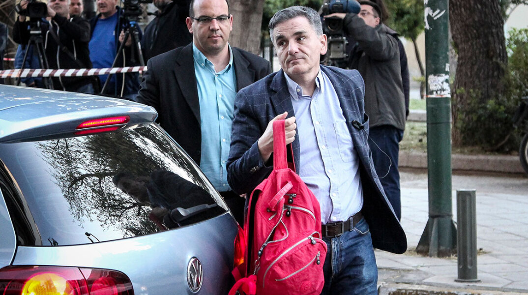 tsakalotos.jpg