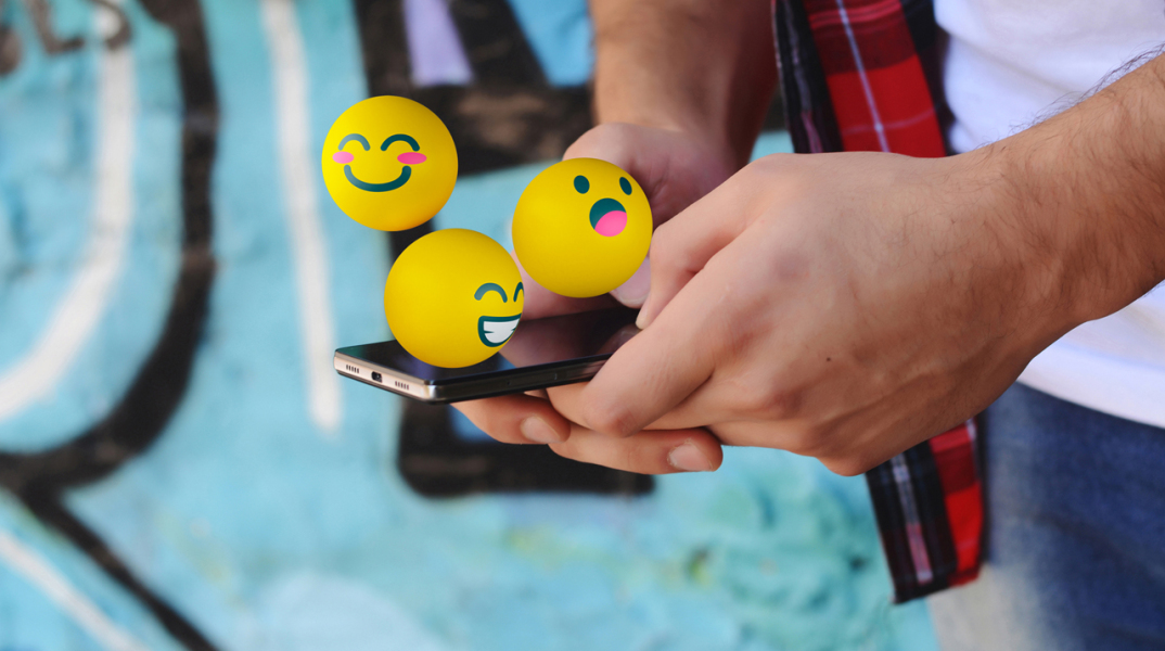 203496-2121x1414-sending-emojis.jpg
