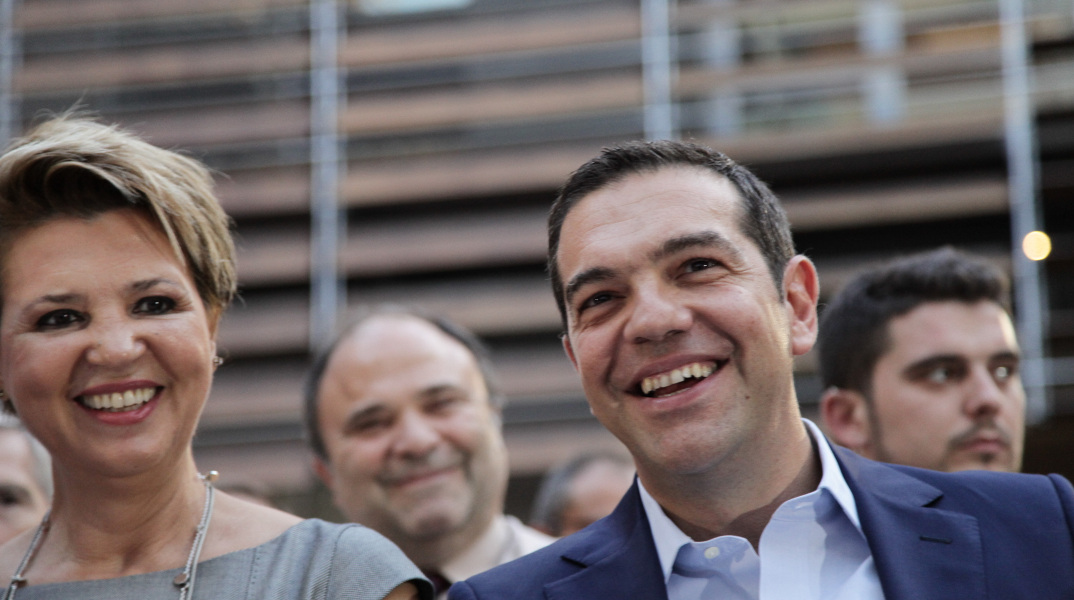 Άρον-άρον «επιλογή» 80 κορυφαίων στελεχών στο Δημόσιο από την κυβέρνηση 