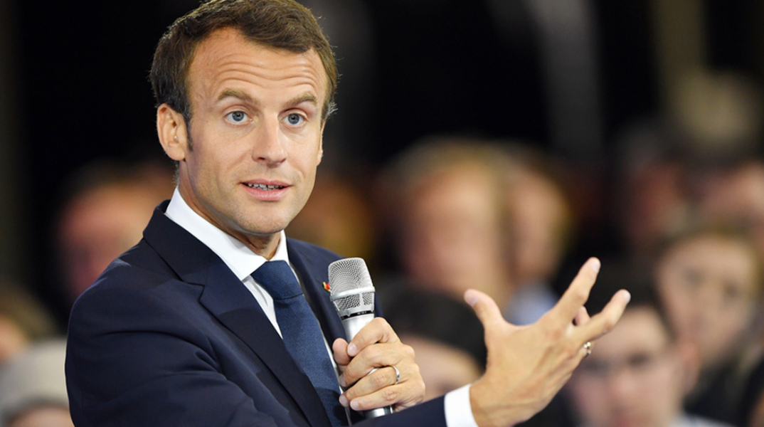 macron23423.jpg