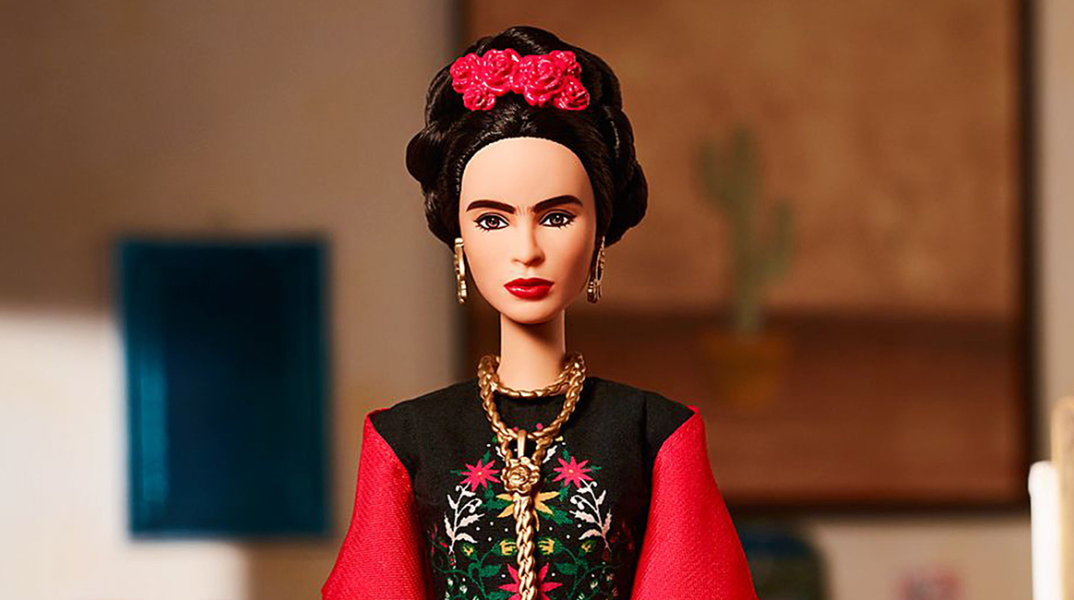 frida-kahlo-barbie-2048x1024.jpg