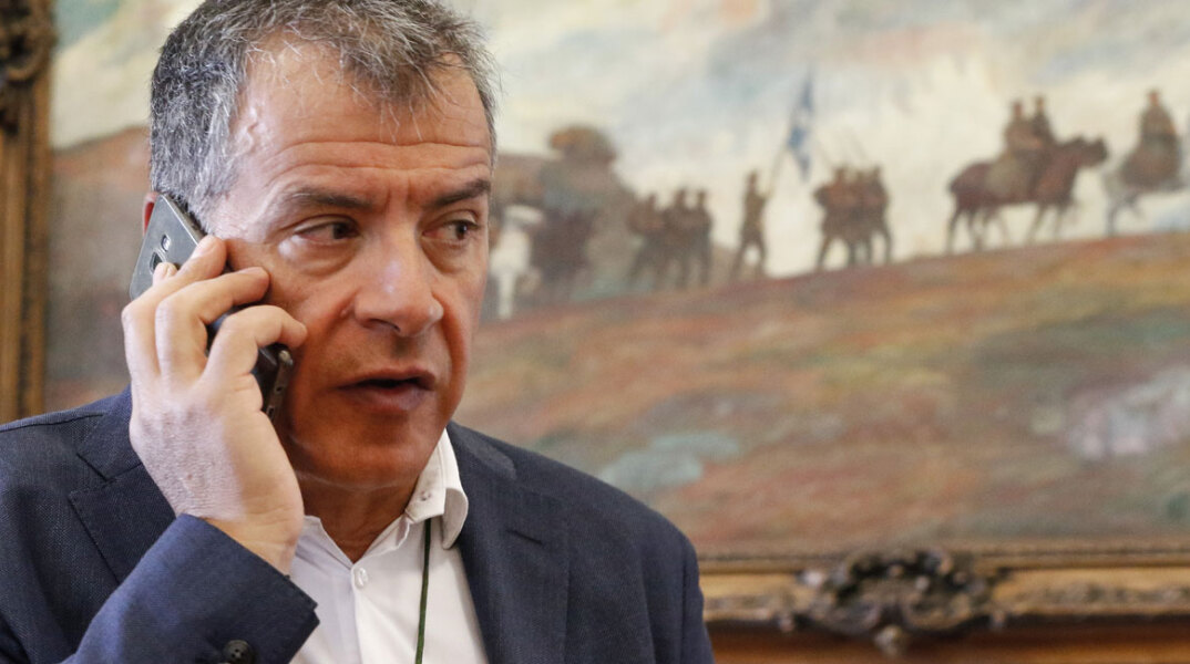 theodorakis.jpg