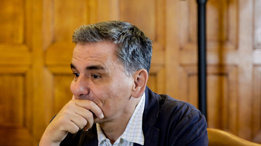 tsakalotos3.jpg