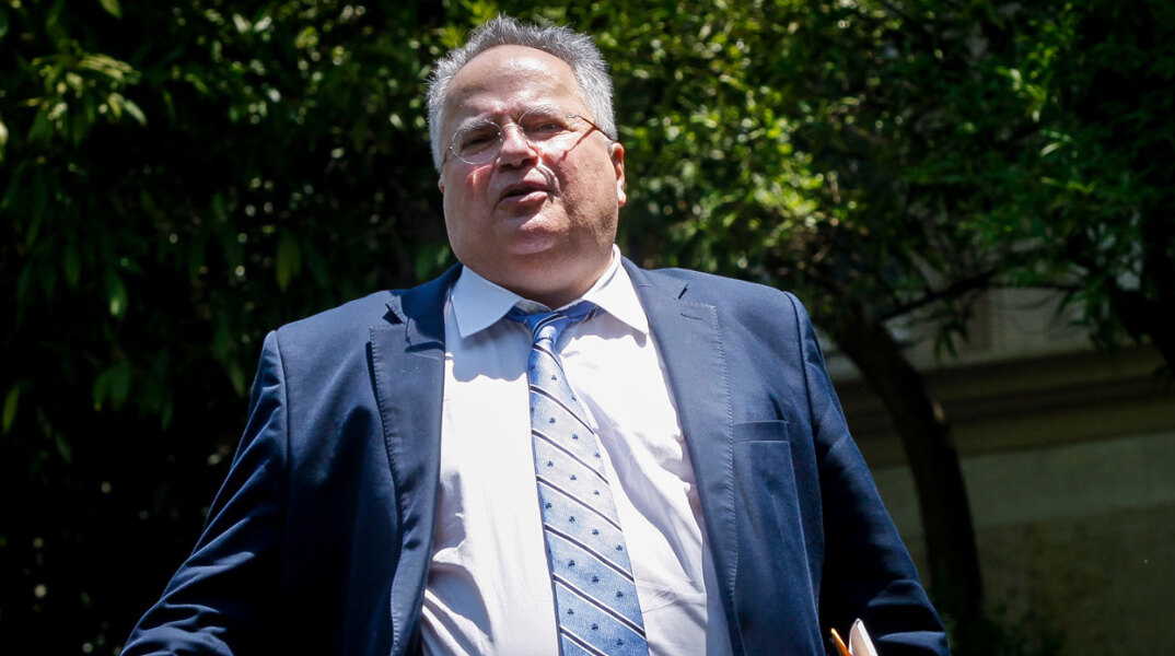 kotzias4.jpg