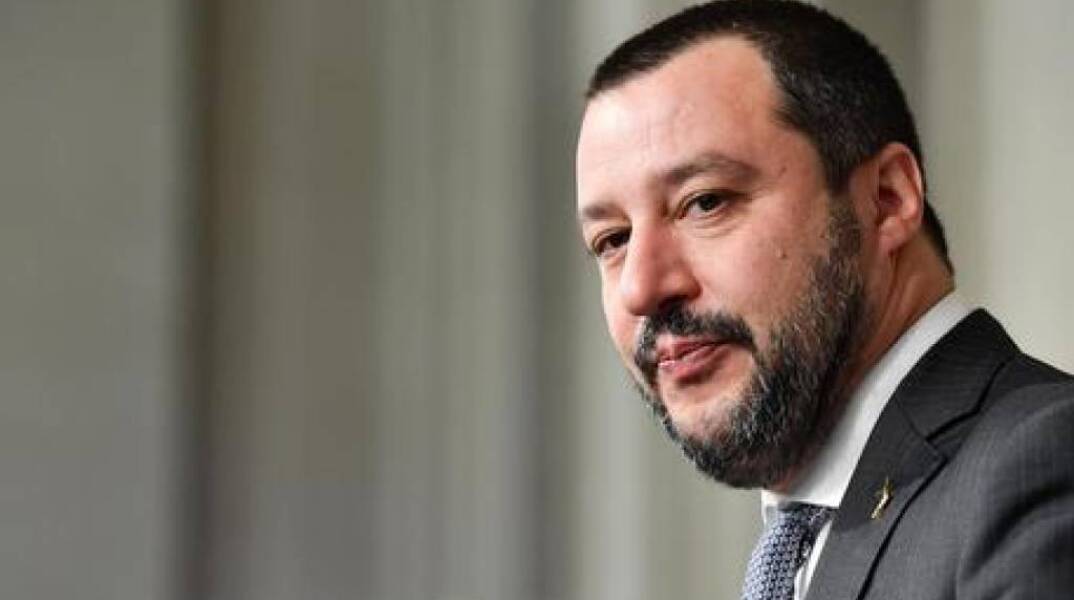 Μπλόκο Σαλβίνι στα πλοία που μεταφέρουν πρόσφυγες 