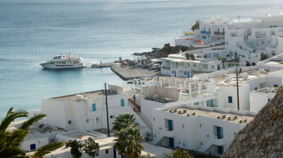 mikonos.jpg