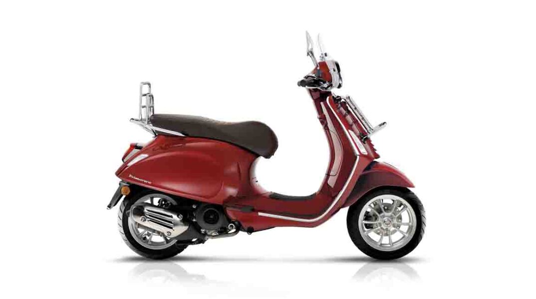 03-vespa-primavera-125-touring.jpg