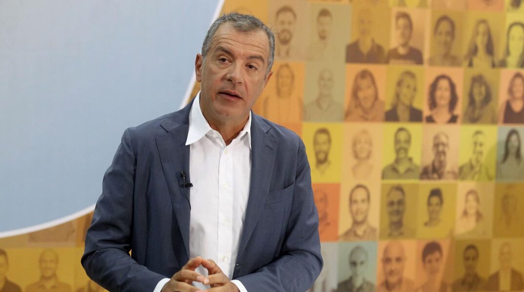 Σταύρος Θεοδωράκης