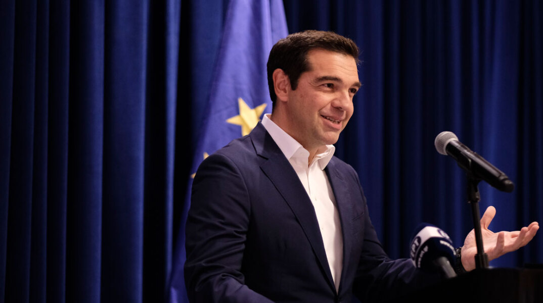 tsipras2342.jpg