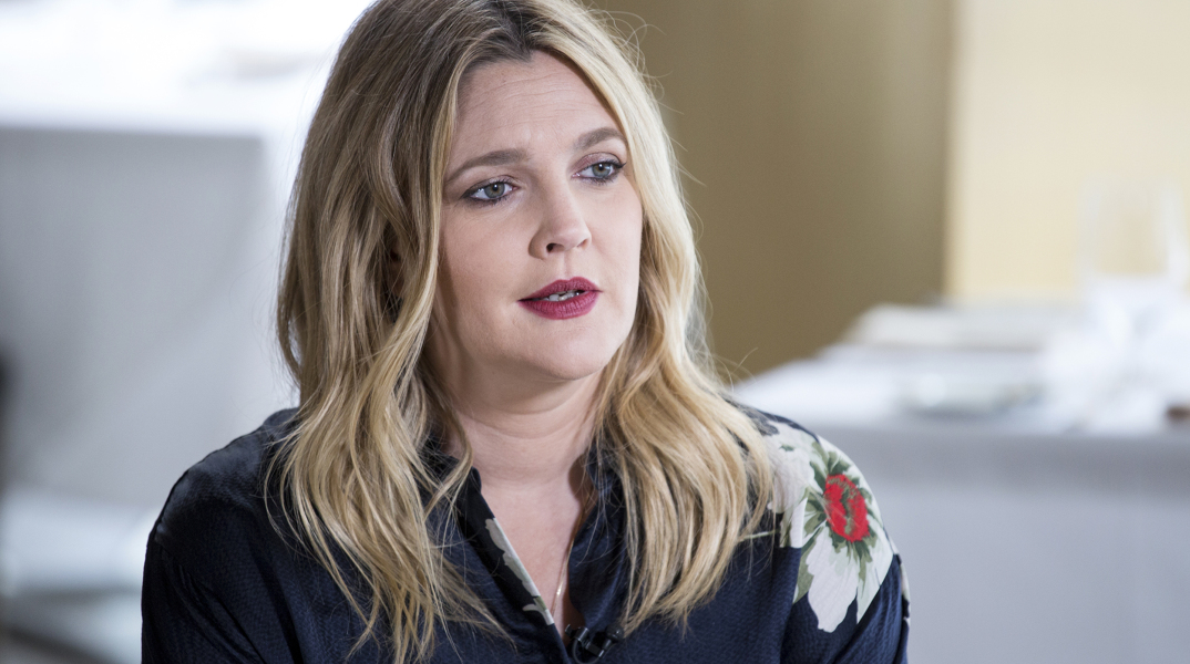 drew-barrymore-today-180323-tease_82c8a1decd8270c556cc27232ee38aa0.jpg